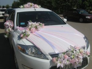 ¿Como decorar el carro de la quinceañera?