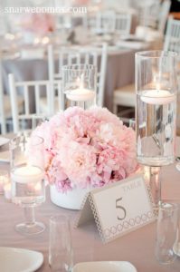 30 Centros de mesa en color rosa