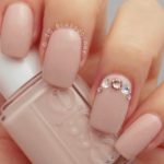 Diseños de uñas irresistibles para quinceañeras