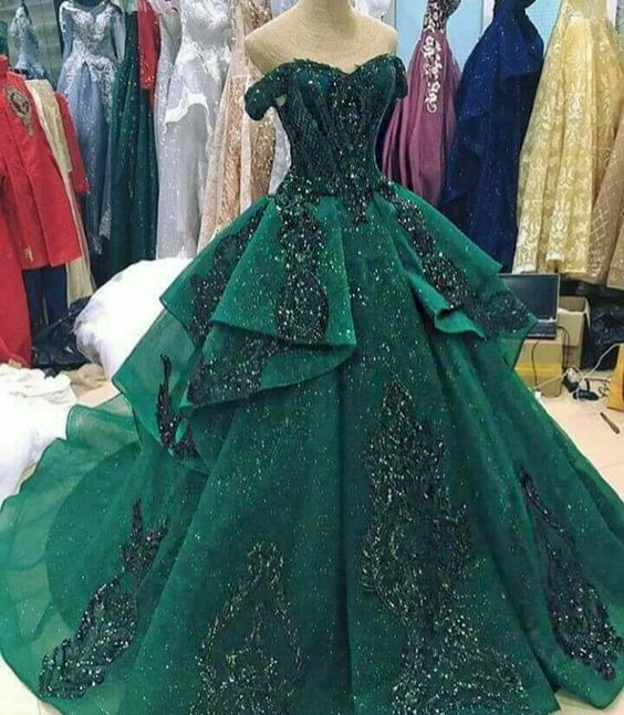 ¡8 Vestidos de 15 años en Verde Esmeralda que Amarás!