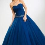 Vestidos para 15 color Azul Petróleo, estilo princesa, modernos, en dos piezas y elegantes