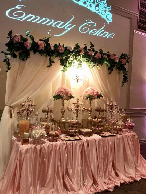 mesa de dulces color rosa blush