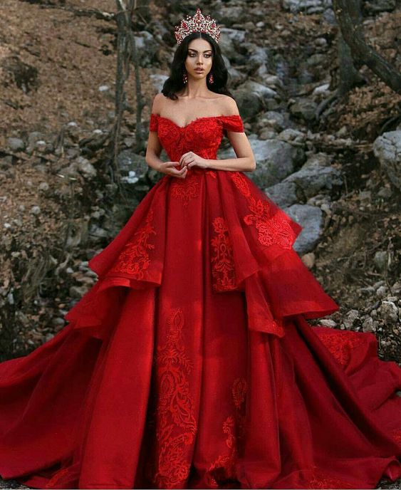 vestido de 15 años color rojo pasion