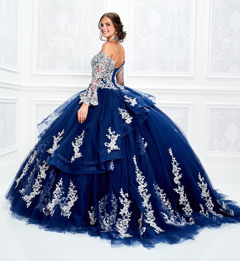 Vestido de XV años color del año clasic blue - Azul Clasico