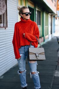 Suéteres tejidos color rojo
