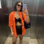 Ideas para combinar el color naranja en tus outfits